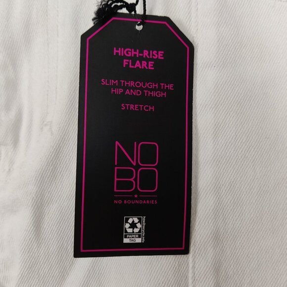 No Boundaries Women's Flare Pants NEW Size 17 White Cotton High Rise Minimalist - Picture 4 of 13